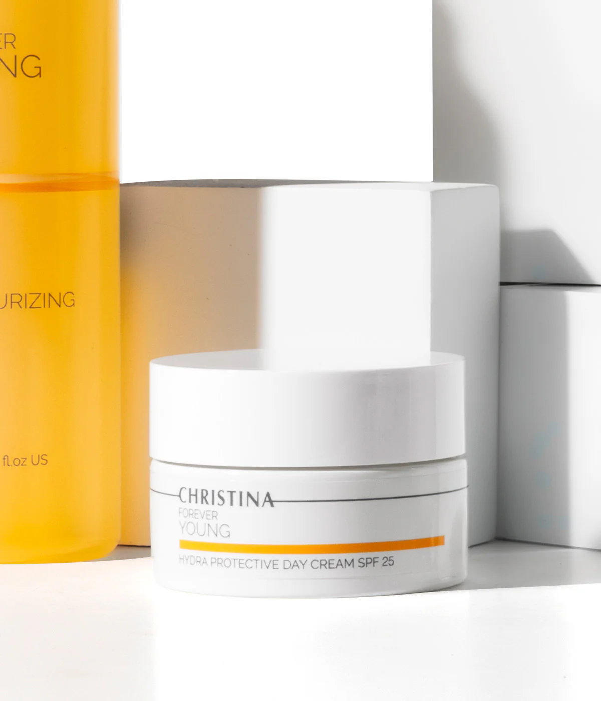 FY_-_Hydra_Protective_Day_Cream_SPF_3_2000x